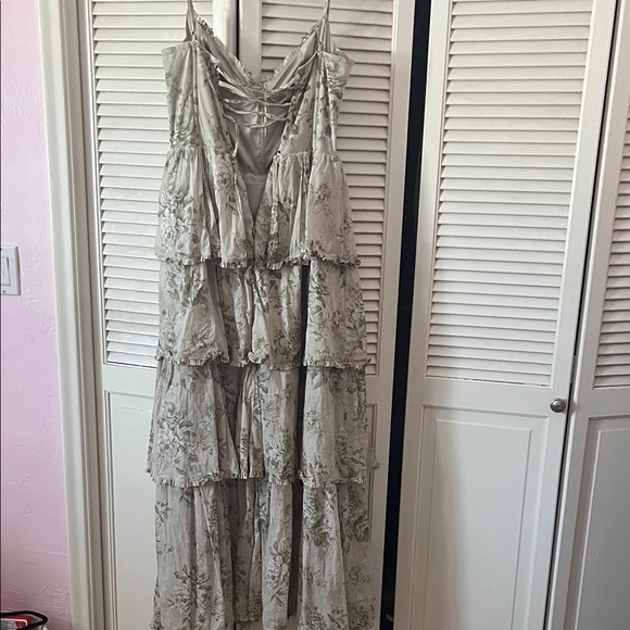 V. Chapman Sage Green Floral Maxi Dress - Picture 3 of 5